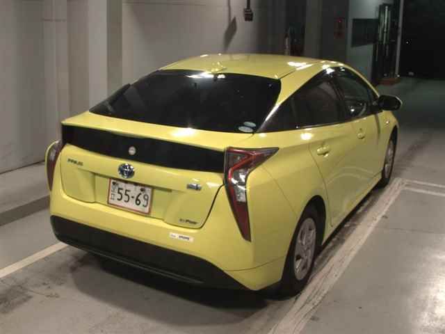 2015 Toyota Prius S auction photo 5