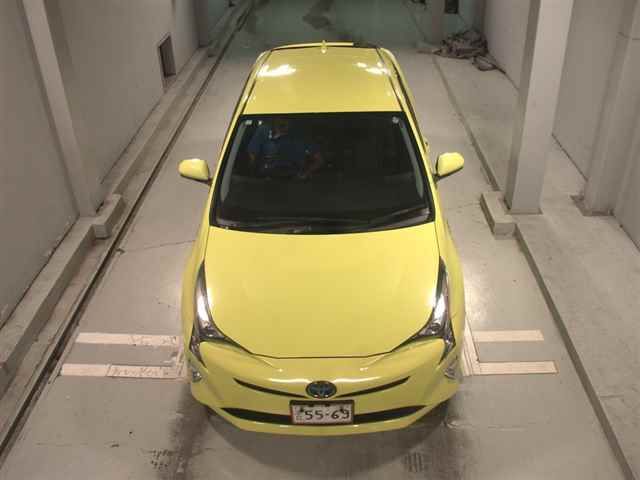 2015 Toyota Prius S auction photo 6