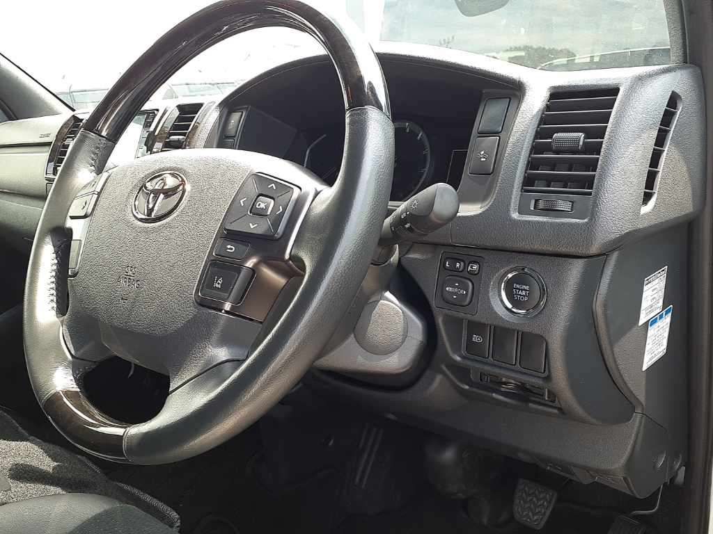 2025 Toyota Hiace スーパーGL ダークプライム2 auction photo 9