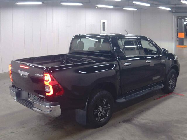 2022 Toyota Hilux Z 4WD auction photo 5