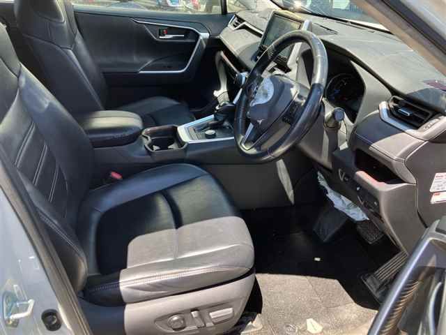 2019 Toyota RAV4 ハイブリッドG 4WD auction photo 7