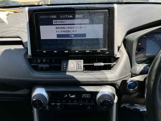 2019 Toyota RAV4 ハイブリッドG 4WD auction photo 6