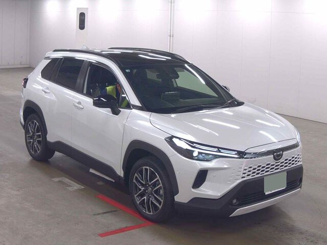 Japan Auction Vehicles 8 2026 Toyota Corolla Cross ハイブリッドZ auction photo