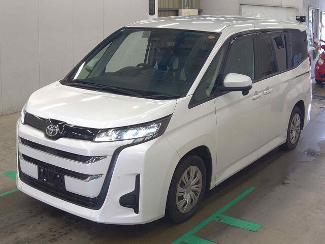 2025 Toyota Noah X auction photo 4