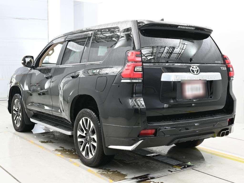 2023 Toyota Land Cruiser Prado TZ-G 4WD auction photo 6