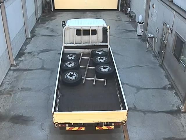 2021 Toyota Dyna Flatbed auction photo 3