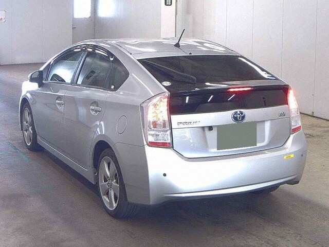 2010 Toyota Prius S Touring Selection auction photo 2