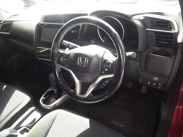 2018 Honda Fit 13G・S Hセンシング auction photo 3