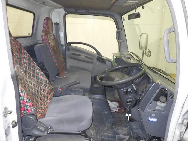 2010 Isuzu Elf With crane auction photo 6
