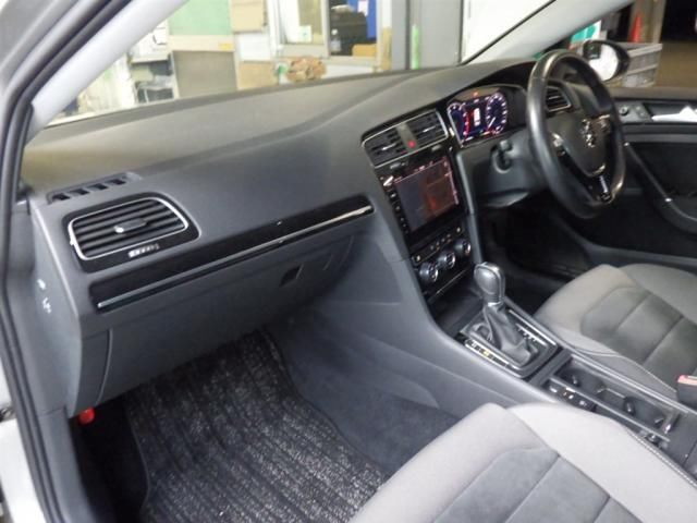 2018 Volkswagen VW ゴルフ ヴァリアントTSI ハイライン テックED auction photo 2