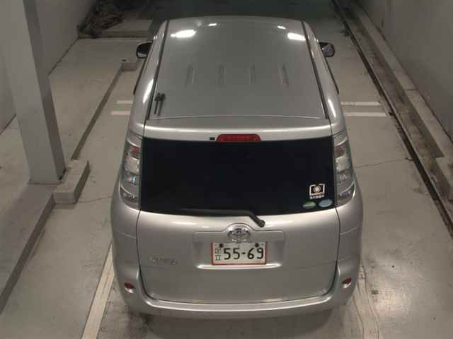 2014 Toyota Sienta DICE G auction photo 7