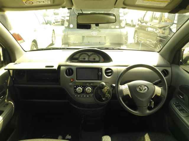 2014 Toyota Sienta DICE G auction photo 8