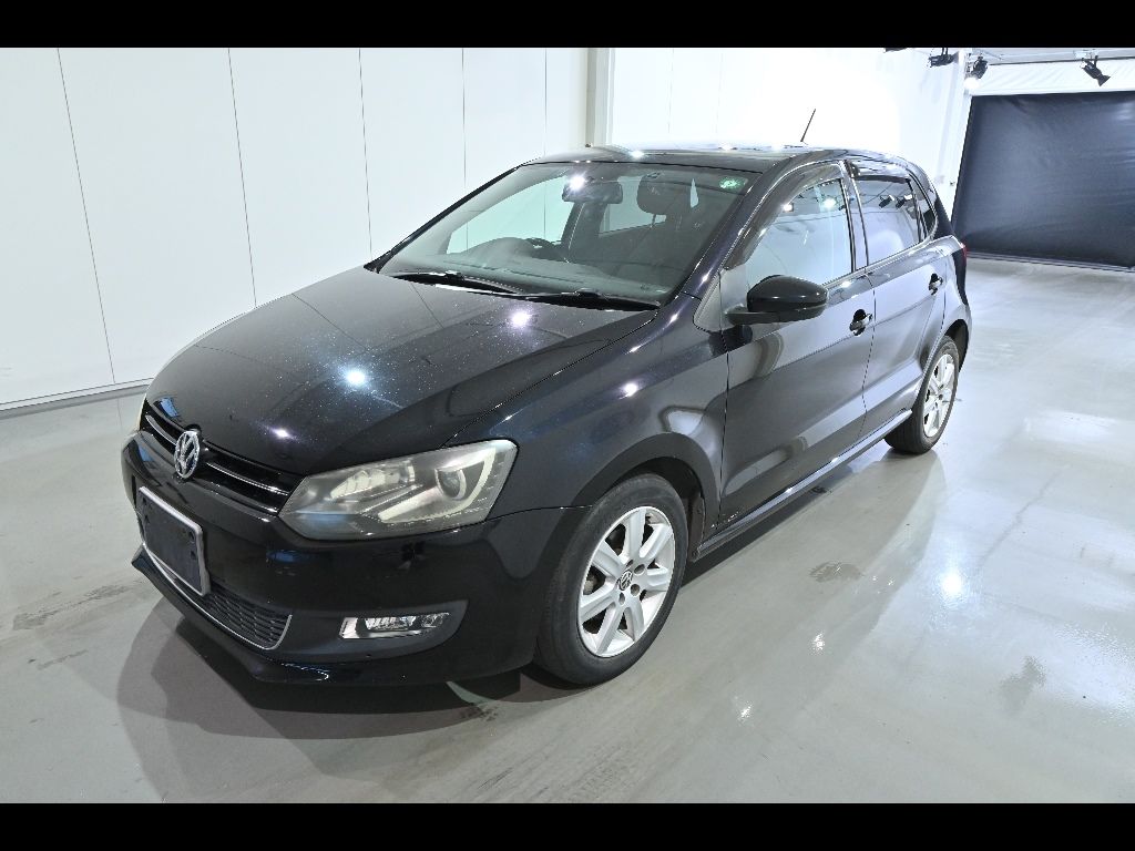 2013 Volkswagen ポロ 5HB TSIハイライン auction photo 4