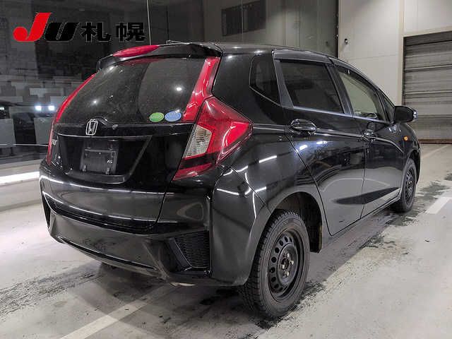 2016 Honda Fit 4WD 13G auction photo 2