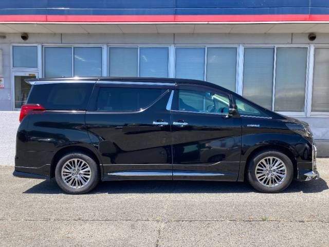 2018 Toyota Alphard SR auction photo 2