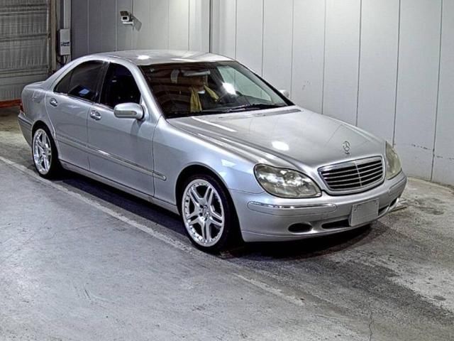 1999 Mercedes-Benz S-Class S320 Japan auction vehicle