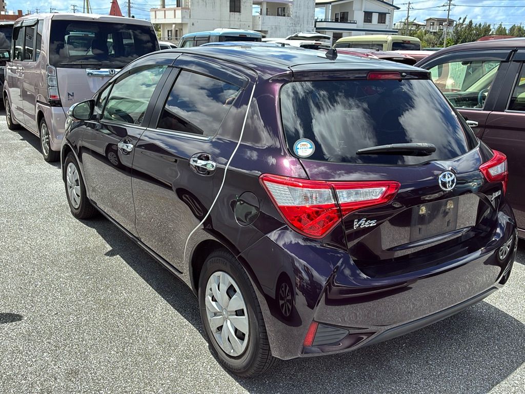 2017 Toyota ヴィッツ 5HB ジュエラ auction photo 5