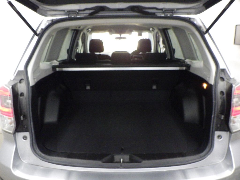 2015 Subaru Forester 2.0i-L EyeSight auction photo 13