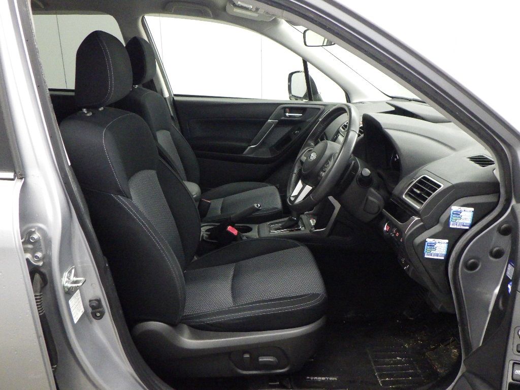 2015 Subaru Forester 2.0i-L EyeSight auction photo 6