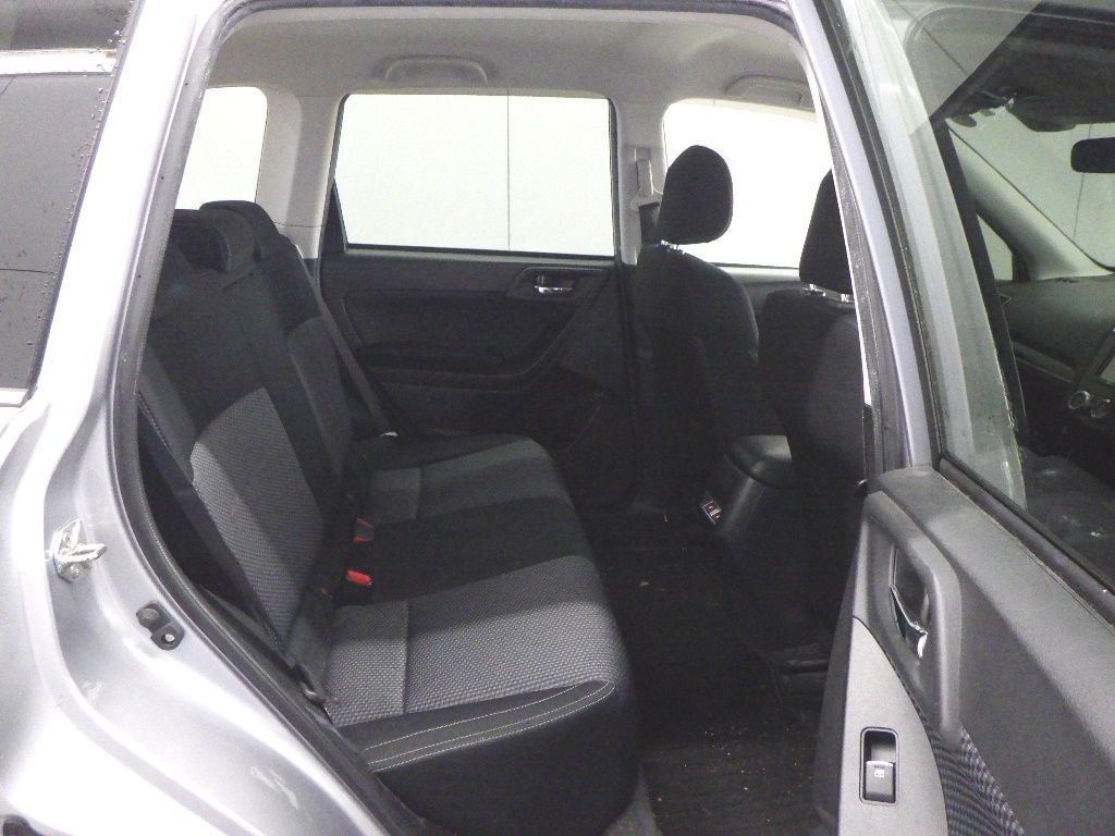 2015 Subaru Forester 2.0i-L EyeSight auction photo 7