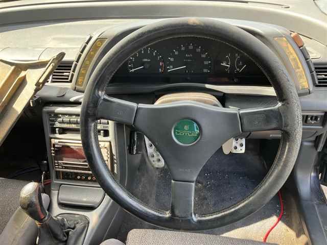 1991 Isuzu ジェミニセダン auction photo 3