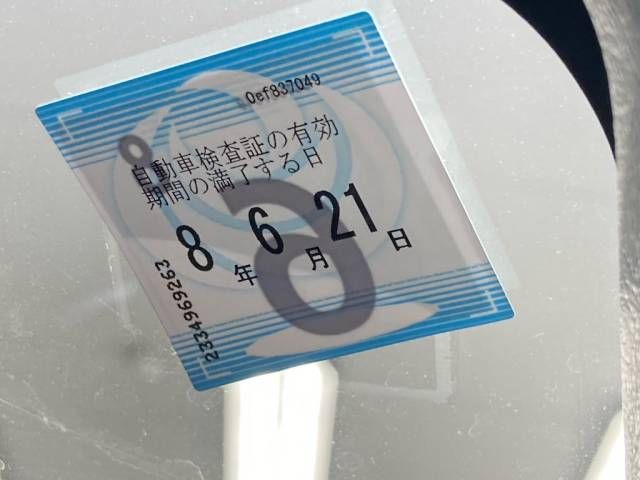 2016 Toyota Vitz RS auction photo 6