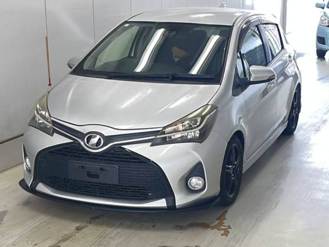 2016 Toyota Vitz RS Japan auction vehicle