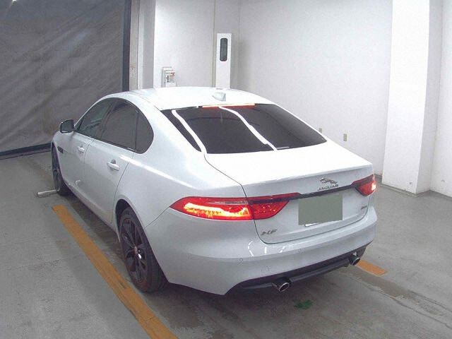2017 Jaguar XF Prestige auction photo 2