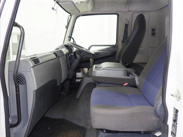2016 Mitsubishi Fuso Fighter With crane auction photo 8