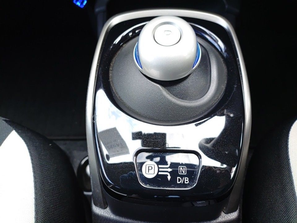2017 Nissan Note auction photo 12
