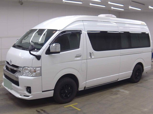 2023 Toyota Hiace キャンピング 4WD auction photo 4