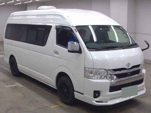 Japan Auction Vehicles 8 2023 Toyota Hiace キャンピング 4WD auction photo