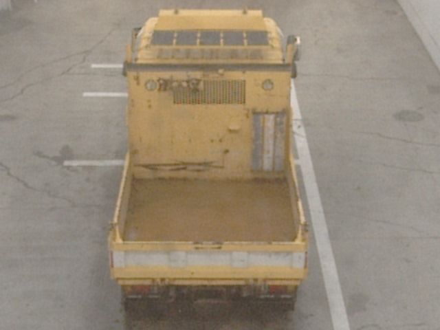 2015 Isuzu Elf dump auction photo 3