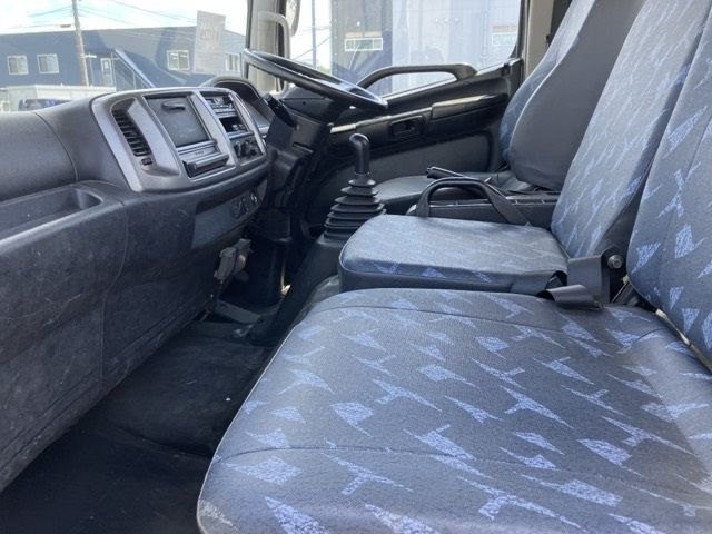 2017 Hino Ranger Flat crane, 4-tier auction photo 5