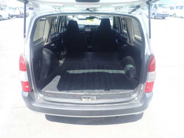 2020 Toyota Probox GL auction photo 3