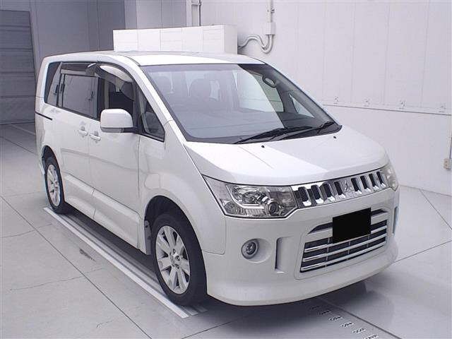 2015 Mitsubishi Delica D:5 4WD D Power Package Japan auction vehicle