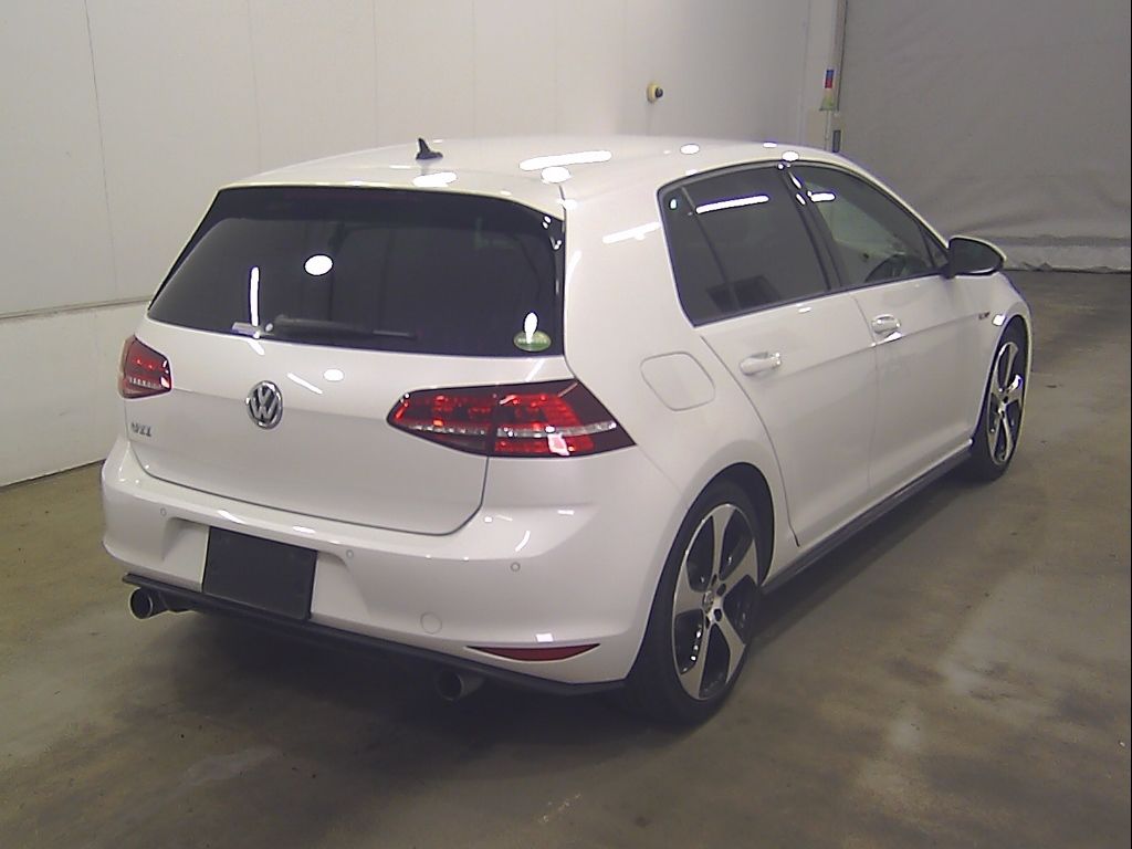 2014 Volkswagen ゴルフ 5HB GTI auction photo 2