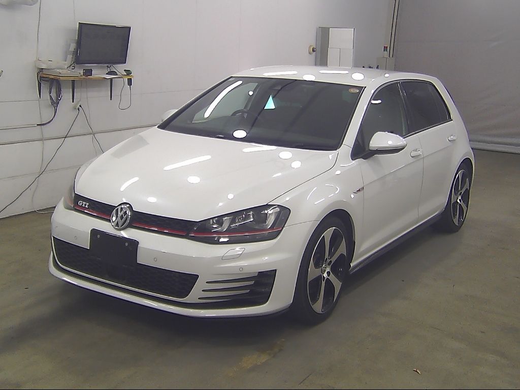 2014 Volkswagen ゴルフ 5HB GTI auction photo 4