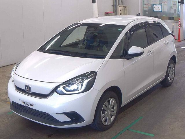 2020 Honda Fit EHEVホーム 4WD auction photo 4