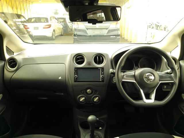 2017 Nissan Note Xエマージェンシーブレーキ auction photo 8