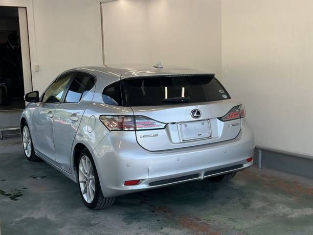 2011 Lexus CT CT200h バージョンL auction photo 3