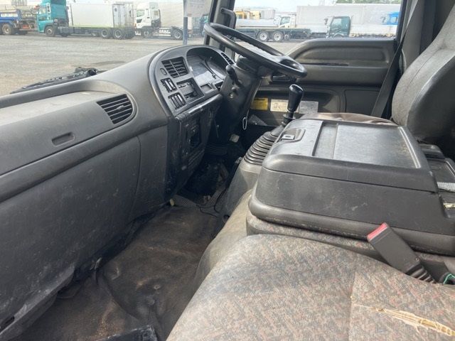 2005 Isuzu Forward コンテナセンヨウ auction photo 5