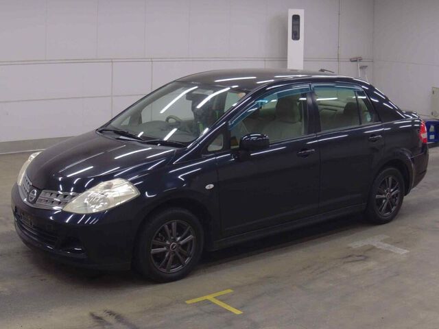 2010 Nissan ティーダラティオ 15M auction photo 4