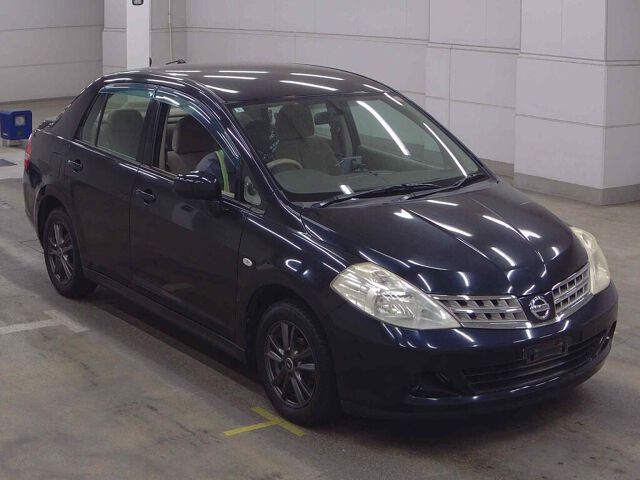 2010 Nissan ティーダラティオ 15M Japan auction vehicle