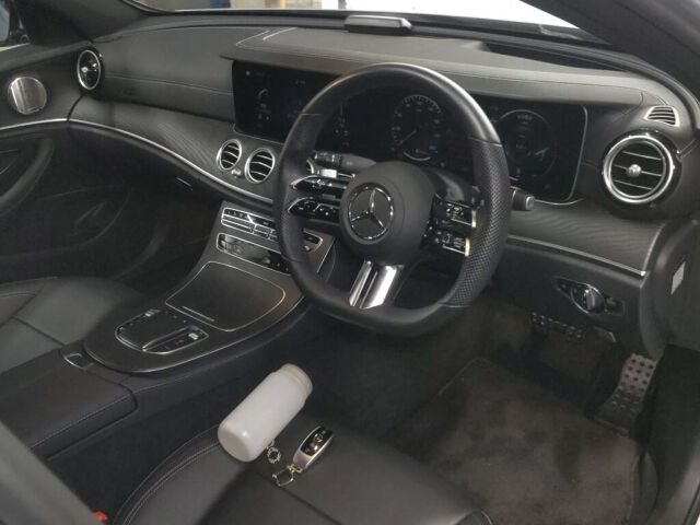 2022 Mercedes-Benz E-Class E220D Sport auction photo 3