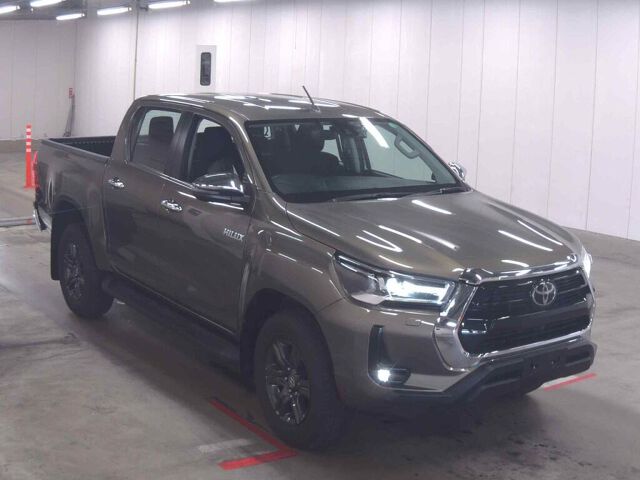 2023 Toyota Hilux Z 4WD Japan auction vehicle