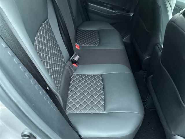 2023 Toyota C-HR G-T Mode Nero Safety Plus 3 auction photo 7