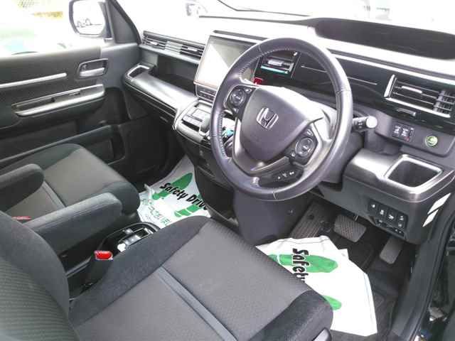 2019 Honda Stepwgn ハイブリッド G ホンダセンシン auction photo 3