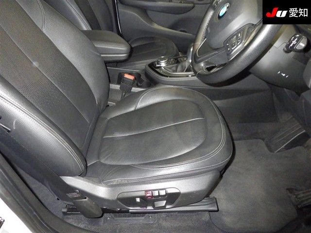 2015 BMW 2シリーズ Gツアラー 220i ラグジュアリー auction photo 6
