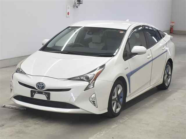 2017 Toyota Prius Sツーリングセレクション auction photo 4